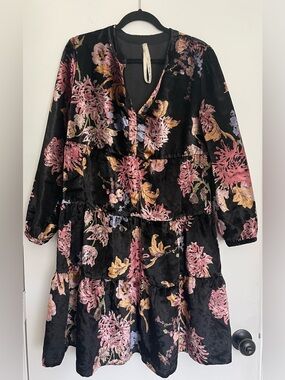 Uncle Frank Velvet Floral Tiered Dress - Size Medium